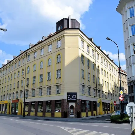 Beautiful Near Florenc Area Of Apartment *